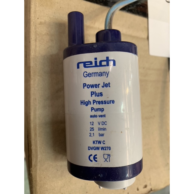 Pompe Reich Submersible 12V 25 litres (OUTLET)