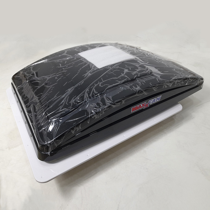Lanterneau MaxxFan Deluxe Smoke Lid (OUTLET)