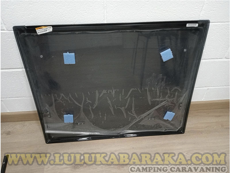 Fenêtre latérale en polyplastique Ducato 816x650 mm (OUTLET)